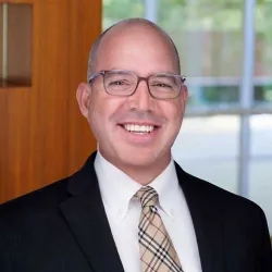 Andy Barnes Headshot