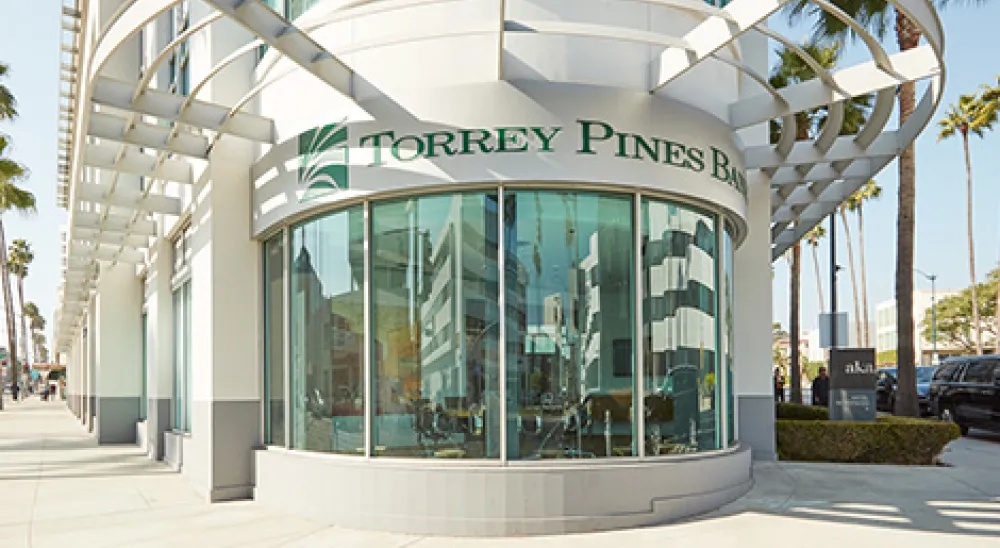 View of the Beverly Hills Branch from the street