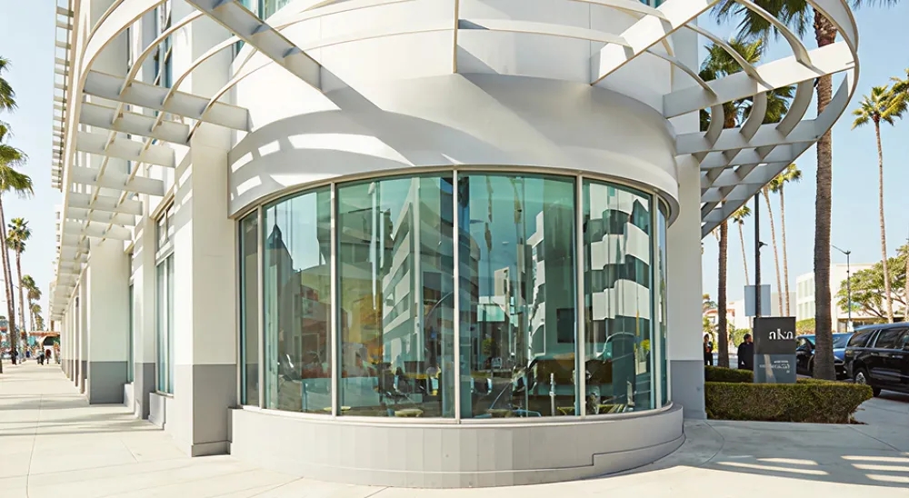 View of the Beverly Hills Branch from the street